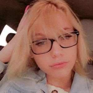 Meet your Posher, Kylee